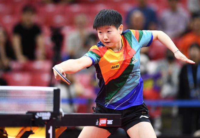 何情绪化的 何情绪化的