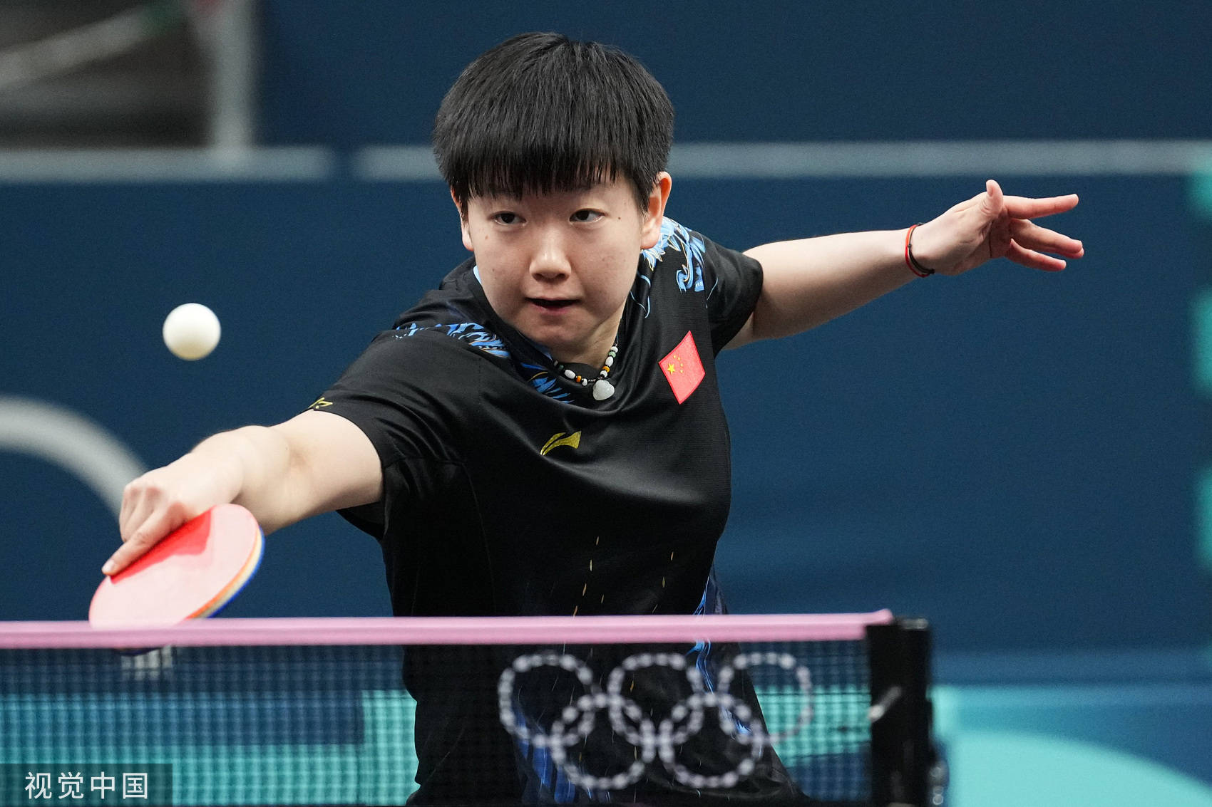 更是展现其 更是展现其